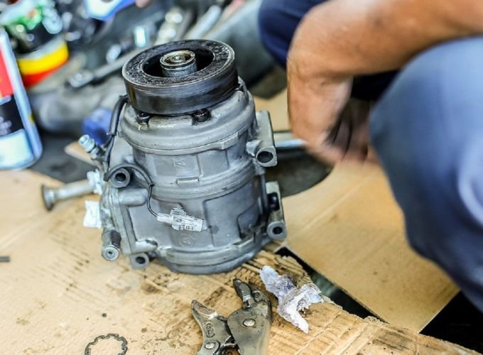 Car AC Compressor Repair
