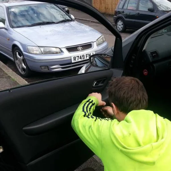 Car Side Window Replacement