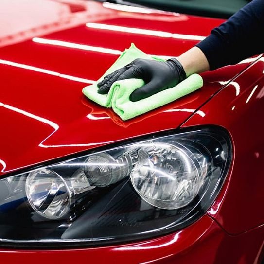 Cleaning Car Headlights