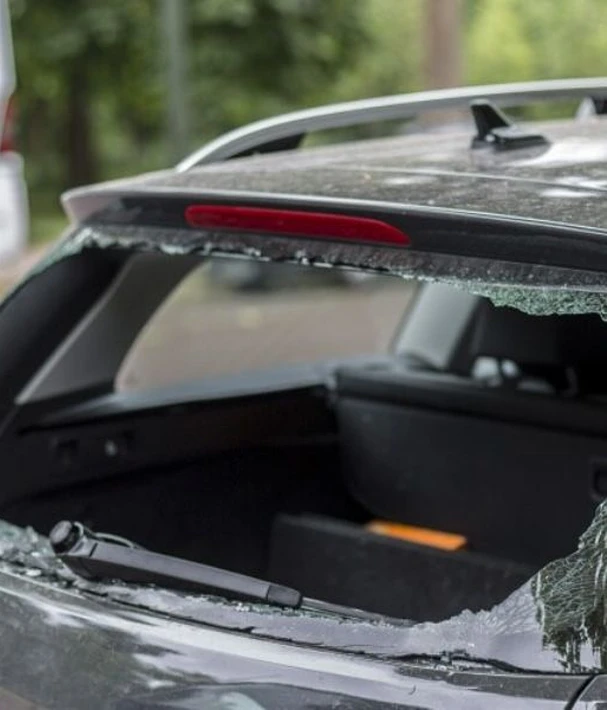Rear Windscreen Replacement Services in Dubai